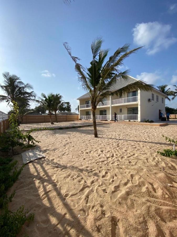 Oceanfront Wavecrest Hotel 레키 외부 사진