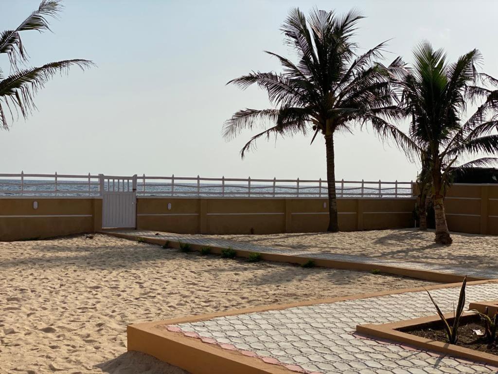 Oceanfront Wavecrest Hotel 레키 외부 사진