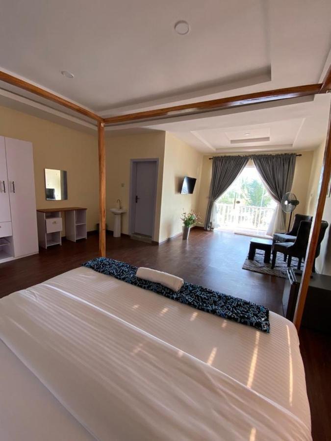 Oceanfront Wavecrest Hotel 레키 외부 사진